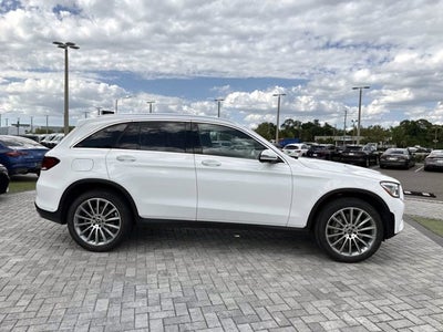 2022 Mercedes-Benz GLC 300