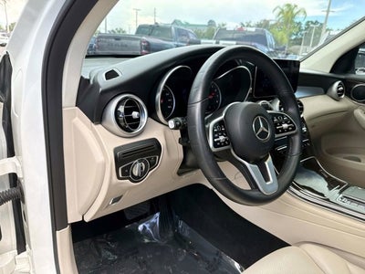 2022 Mercedes-Benz GLC 300