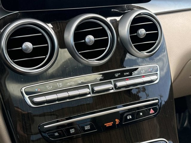 2022 Mercedes-Benz GLC 300