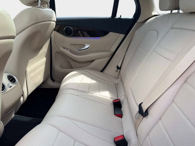 2020 Mercedes-Benz GLC 300