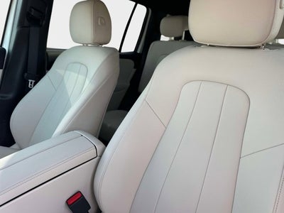 2025 Mercedes-Benz GLB 250