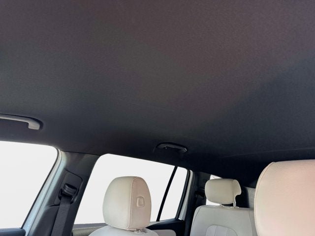 2025 Mercedes-Benz GLB 250