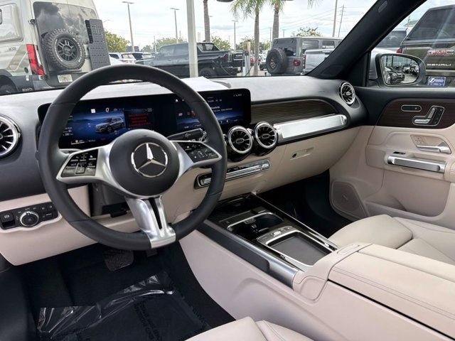 2025 Mercedes-Benz GLB 250