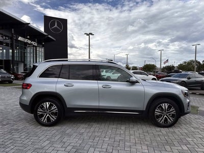 2025 Mercedes-Benz GLB 250