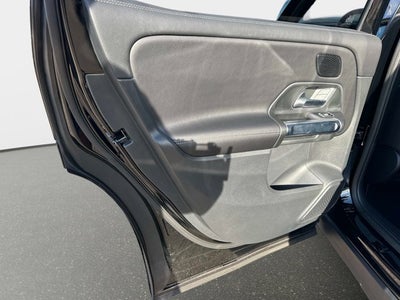 2025 Mercedes-Benz GLB 250