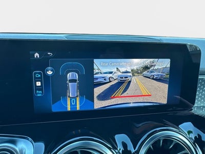 2025 Mercedes-Benz GLB 250