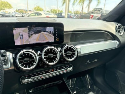 2023 Mercedes-Benz GLB 250