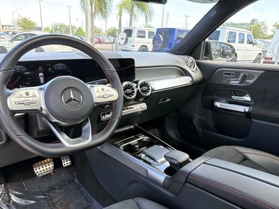 2023 Mercedes-Benz GLB 250