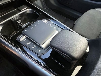 2023 Mercedes-Benz GLB 250