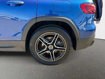 2025 Mercedes-Benz GLB 250