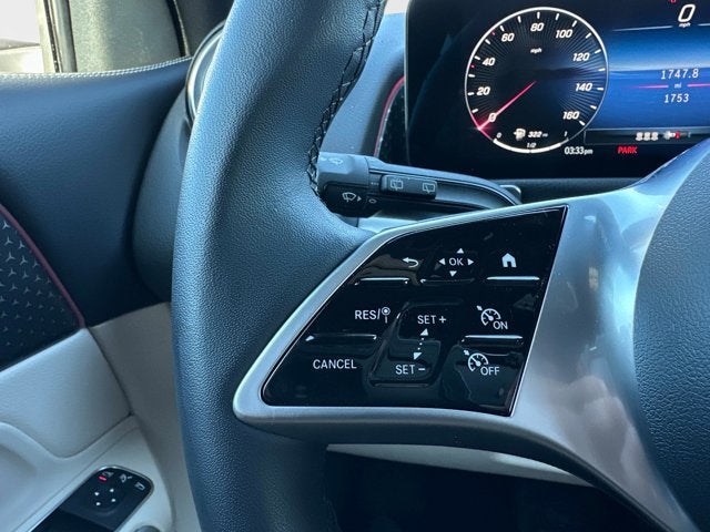 2025 Mercedes-Benz GLB 250