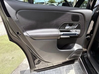 2026 Mercedes-Benz GLB 250