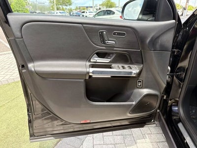 2026 Mercedes-Benz GLB 250