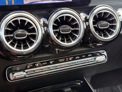 2026 Mercedes-Benz GLB 250