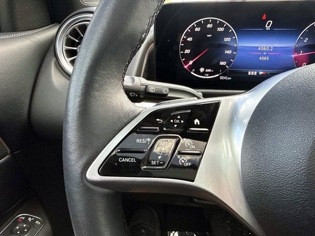 2026 Mercedes-Benz GLB 250