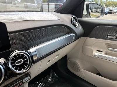 2021 Mercedes-Benz GLB 250