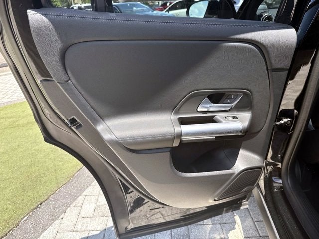 2025 Mercedes-Benz GLA 250
