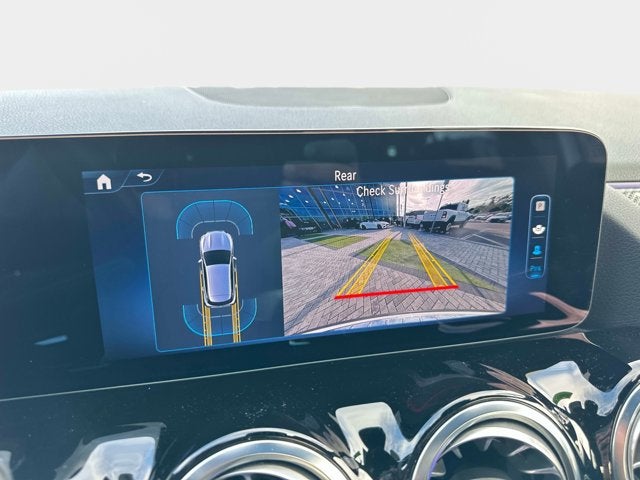 2025 Mercedes-Benz GLA 250