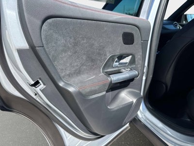 2025 Mercedes-Benz GLA 250