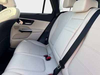 2026 Mercedes-Benz GLC 300