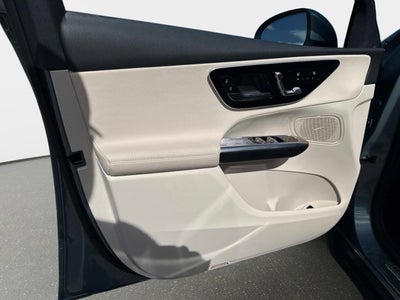 2026 Mercedes-Benz GLC 300