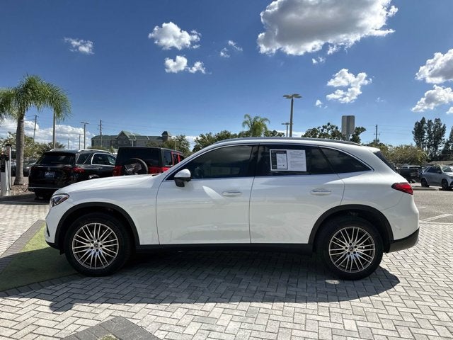2023 Mercedes-Benz GLC 300