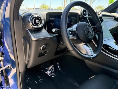 2025 Mercedes-Benz GLC 300