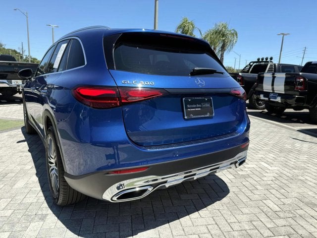 2025 Mercedes-Benz GLC 300