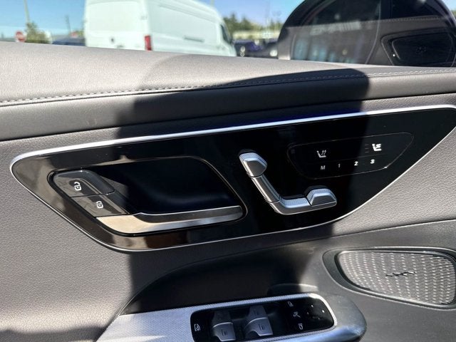 2026 Mercedes-Benz GLC 300