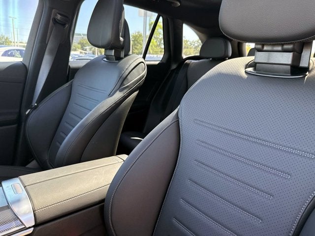 2026 Mercedes-Benz GLC 300