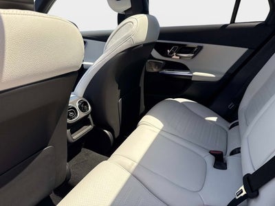 2023 Mercedes-Benz GLC 300