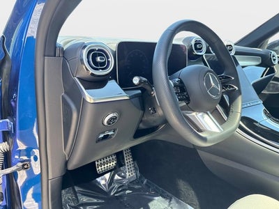 2023 Mercedes-Benz GLC 300