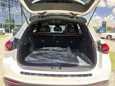 2026 Mercedes-Benz GLC 300