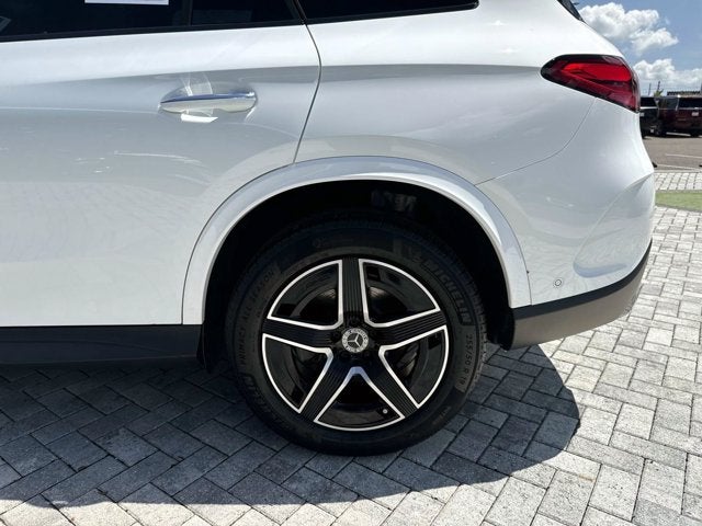 2026 Mercedes-Benz GLC 300