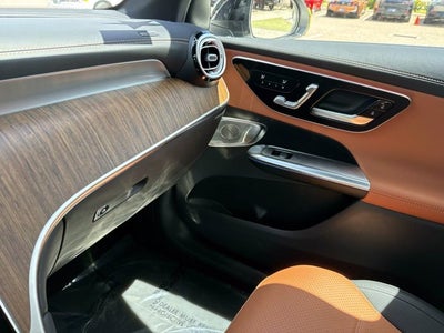 2026 Mercedes-Benz GLC 300