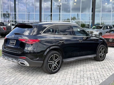2026 Mercedes-Benz GLC 300