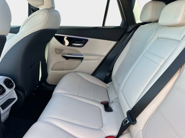 2024 Mercedes-Benz GLC 300