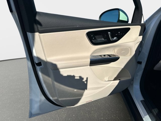 2024 Mercedes-Benz GLC 300