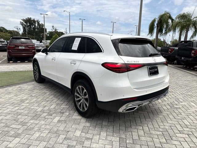 2025 Mercedes-Benz GLC 300