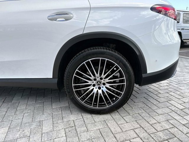 2026 Mercedes-Benz GLC 300