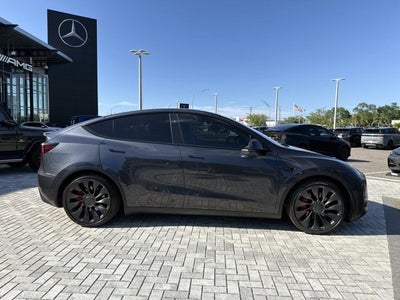 2023 Mercedes-Benz GLC 300