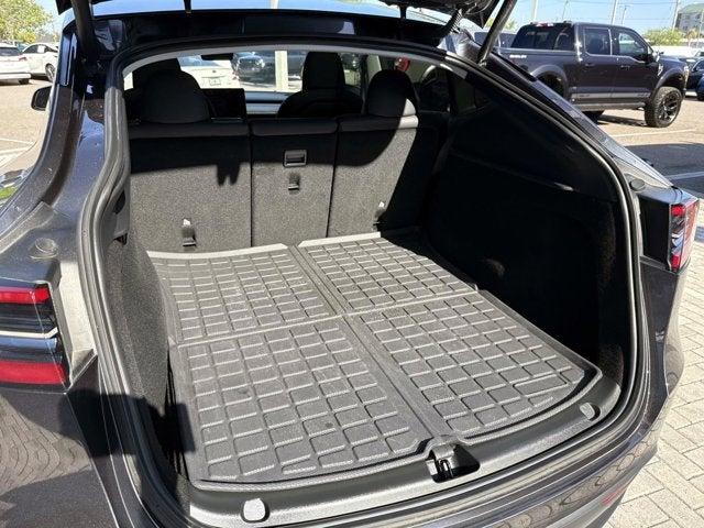 2023 Mercedes-Benz GLC 300