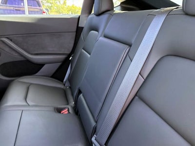 2023 Mercedes-Benz GLC 300