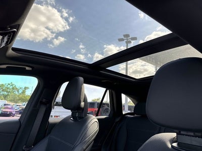 2026 Mercedes-Benz GLC 300