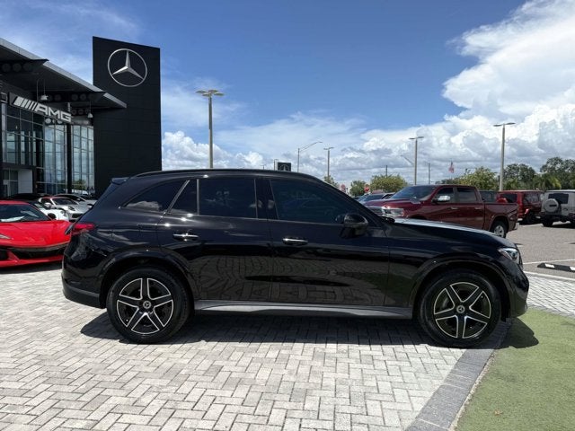 2026 Mercedes-Benz GLC 300