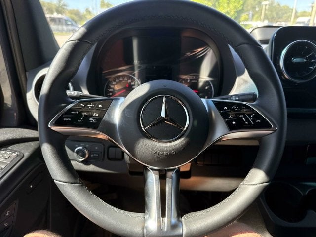 2025 Mercedes-Benz Sprinter 2500 Crew 170 WB High Roof