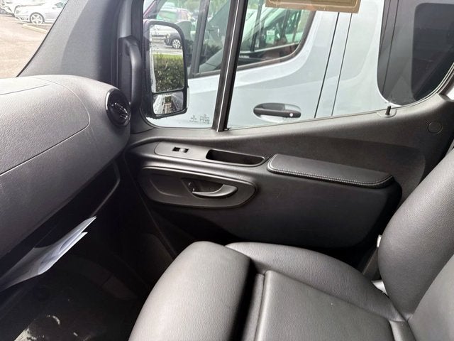 2022 Mercedes-Benz Sprinter 2500 Cargo 144 WB