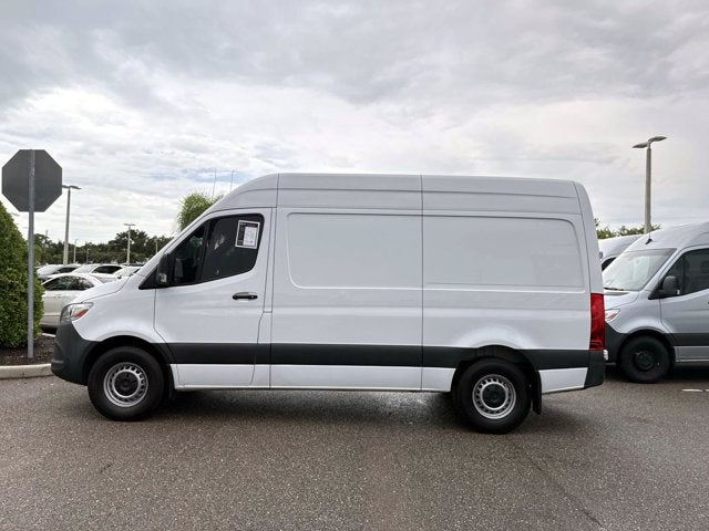 2022 Mercedes-Benz Sprinter 2500 Cargo 144 WB