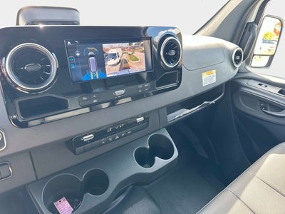 2025 Mercedes-Benz Sprinter 3500 Cargo 144 WB
