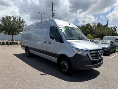 2025 Mercedes-Benz Sprinter 3500 Cargo 170 WB High Roof